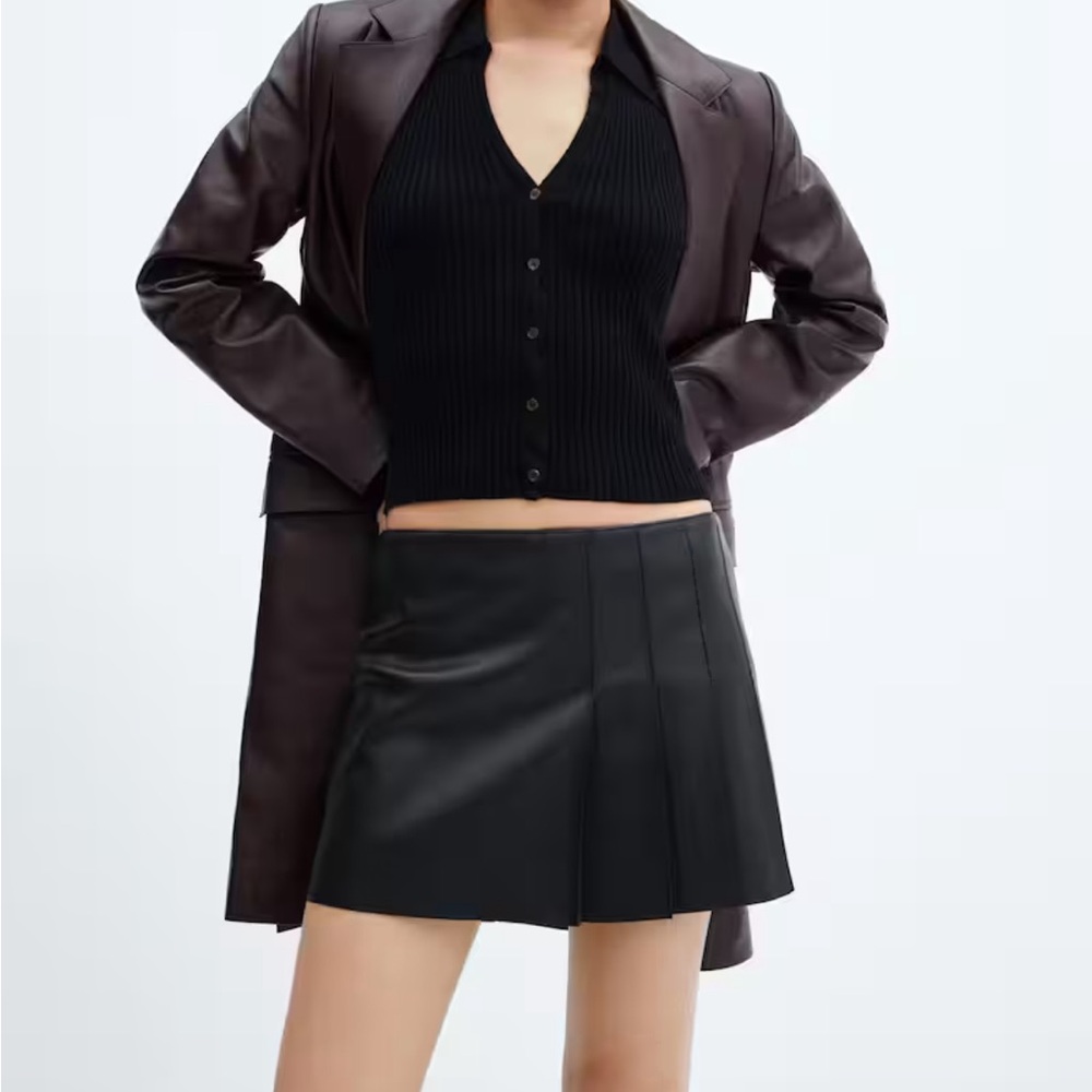Mango Leather-effect pleated mini-skirt